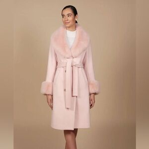SANTINNI 'Marlene'
Cashmere and Wool Coat in Rosa Pink SZ Medium